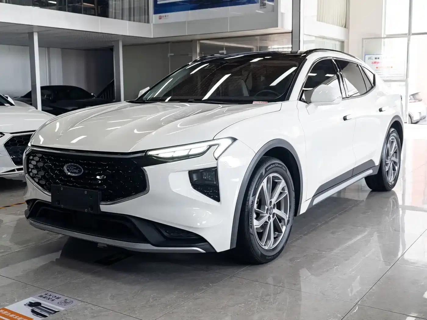 EVOS 2022 EcoBoost 245 Fashion Edition — миниатюра 1
