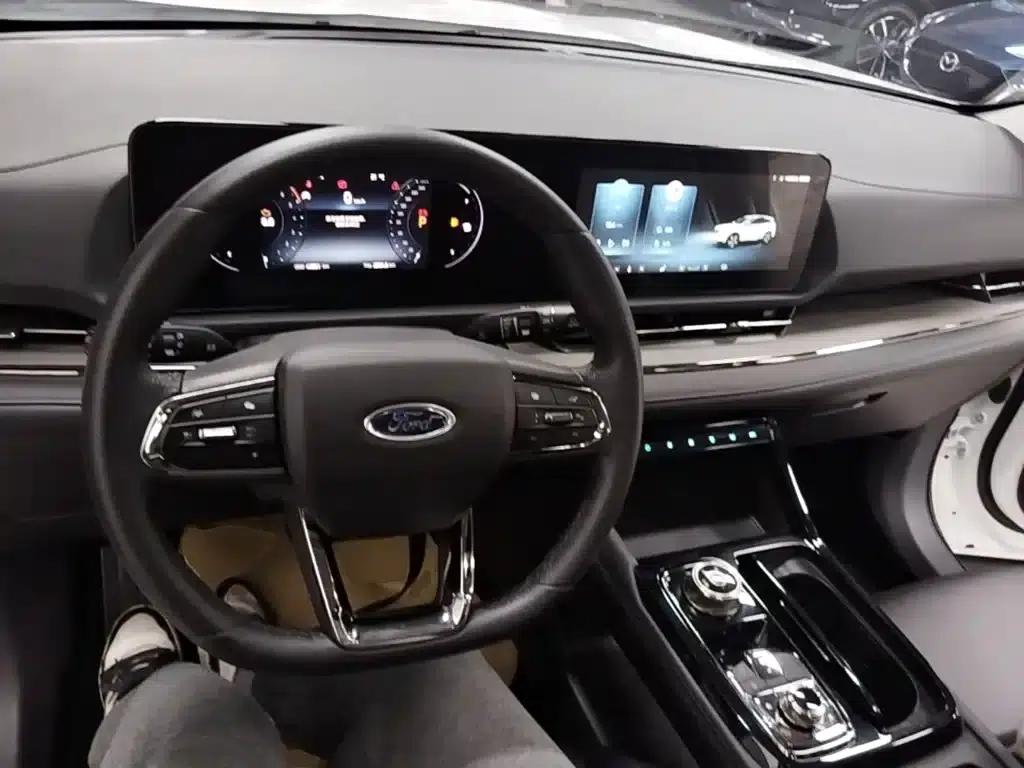 2022 EcoBoost 170 Platinum Edition — миниатюра 3