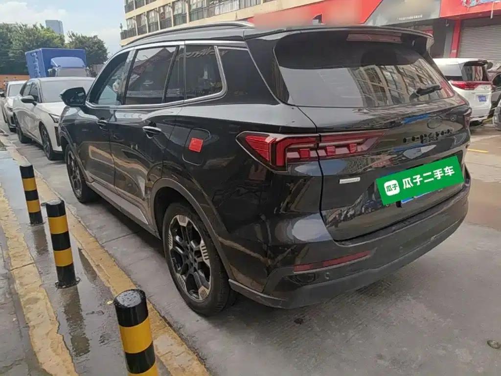 2025 EcoBoost 170 Platinum Edition — миниатюра 23
