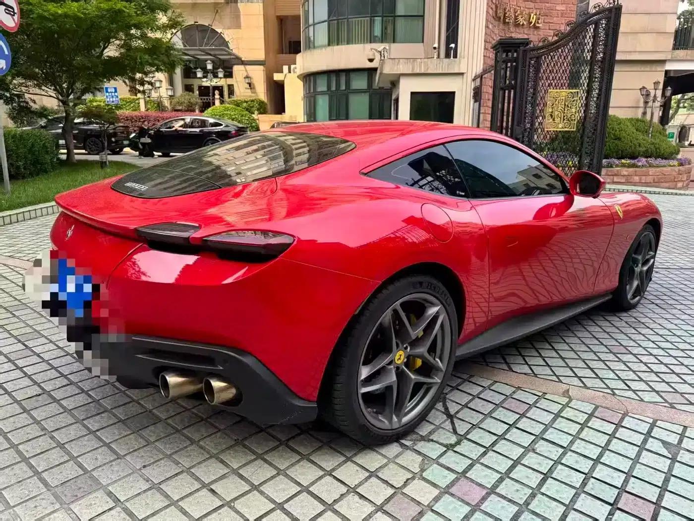 Roma 2020 3.9T V8 — миниатюра 2