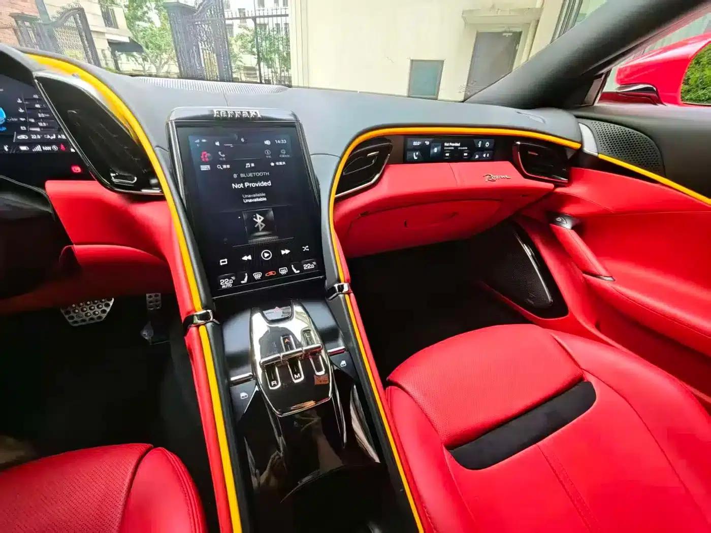 Roma 2020 3.9T V8 — миниатюра 3