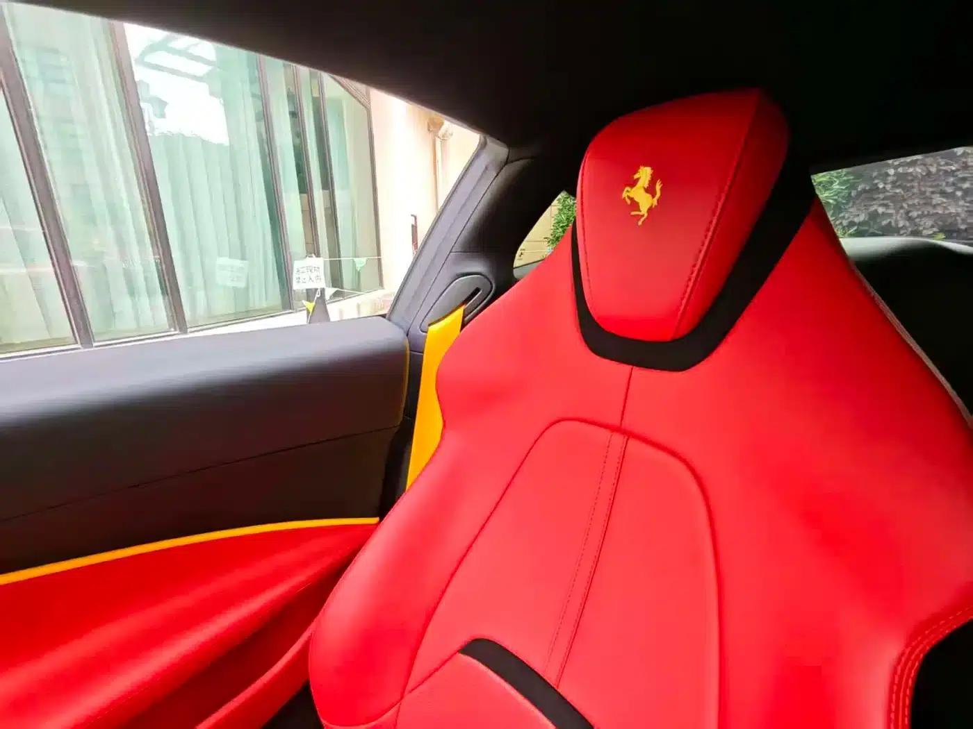 Roma 2020 3.9T V8 — миниатюра 4