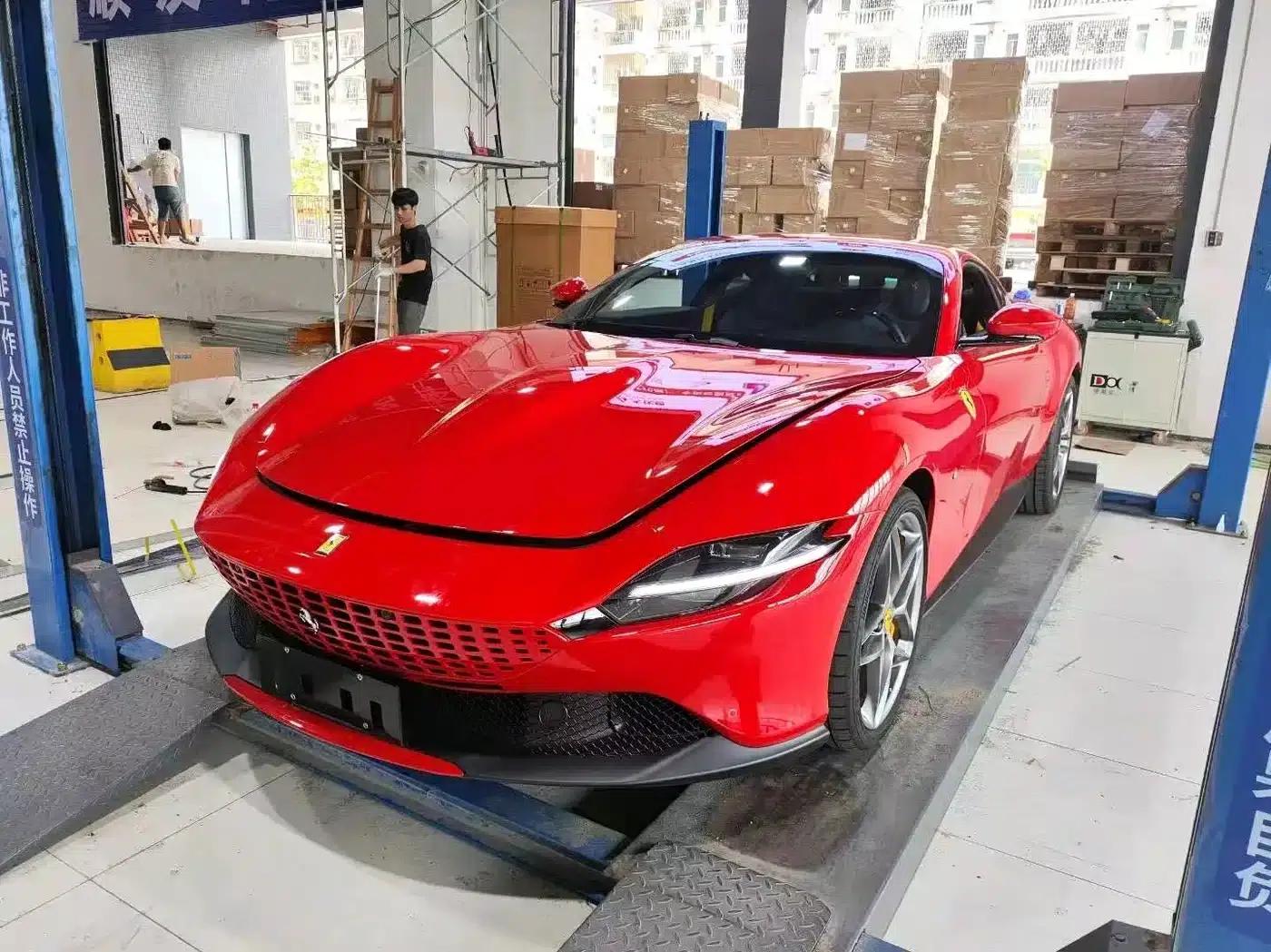 Roma 2020 3.9T V8 — миниатюра 1