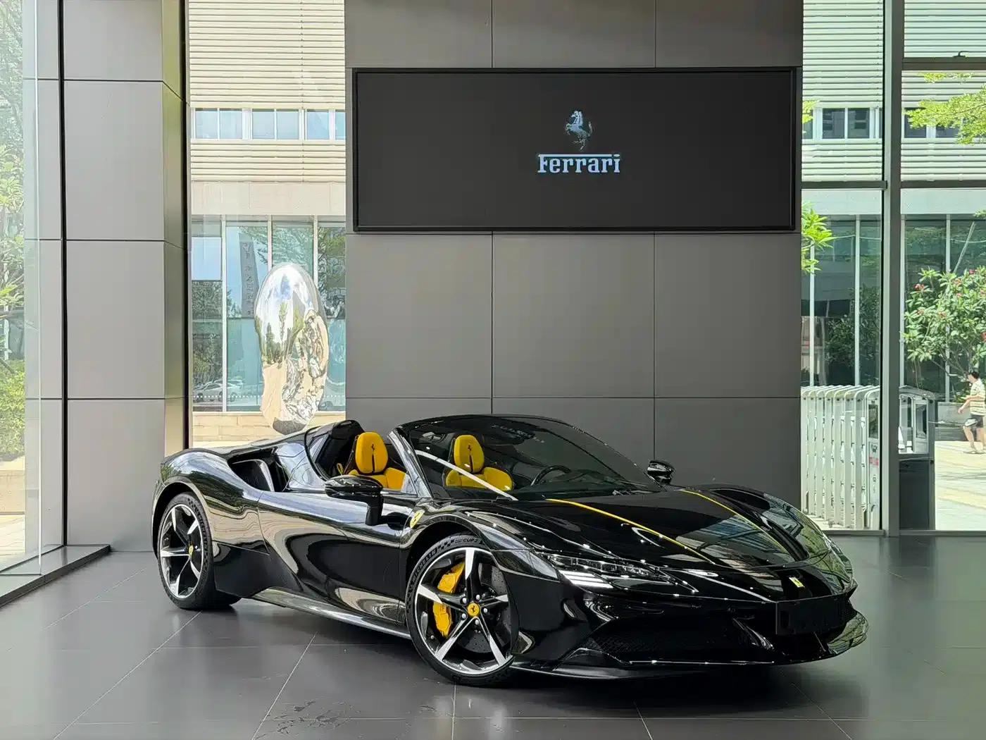 SF90 2021 3.9T V8 Spider — миниатюра 3