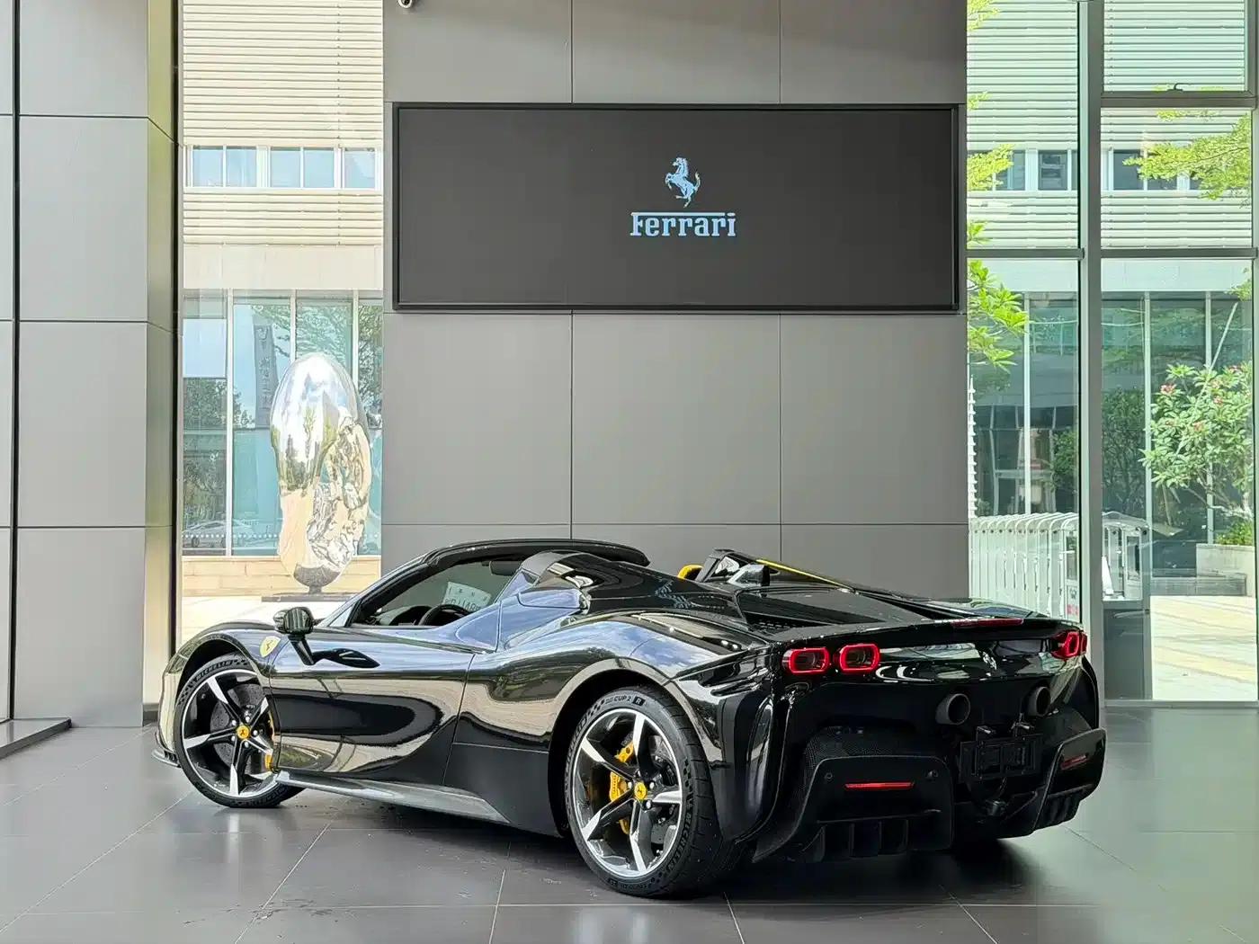 SF90 2021 3.9T V8 Spider — миниатюра 6
