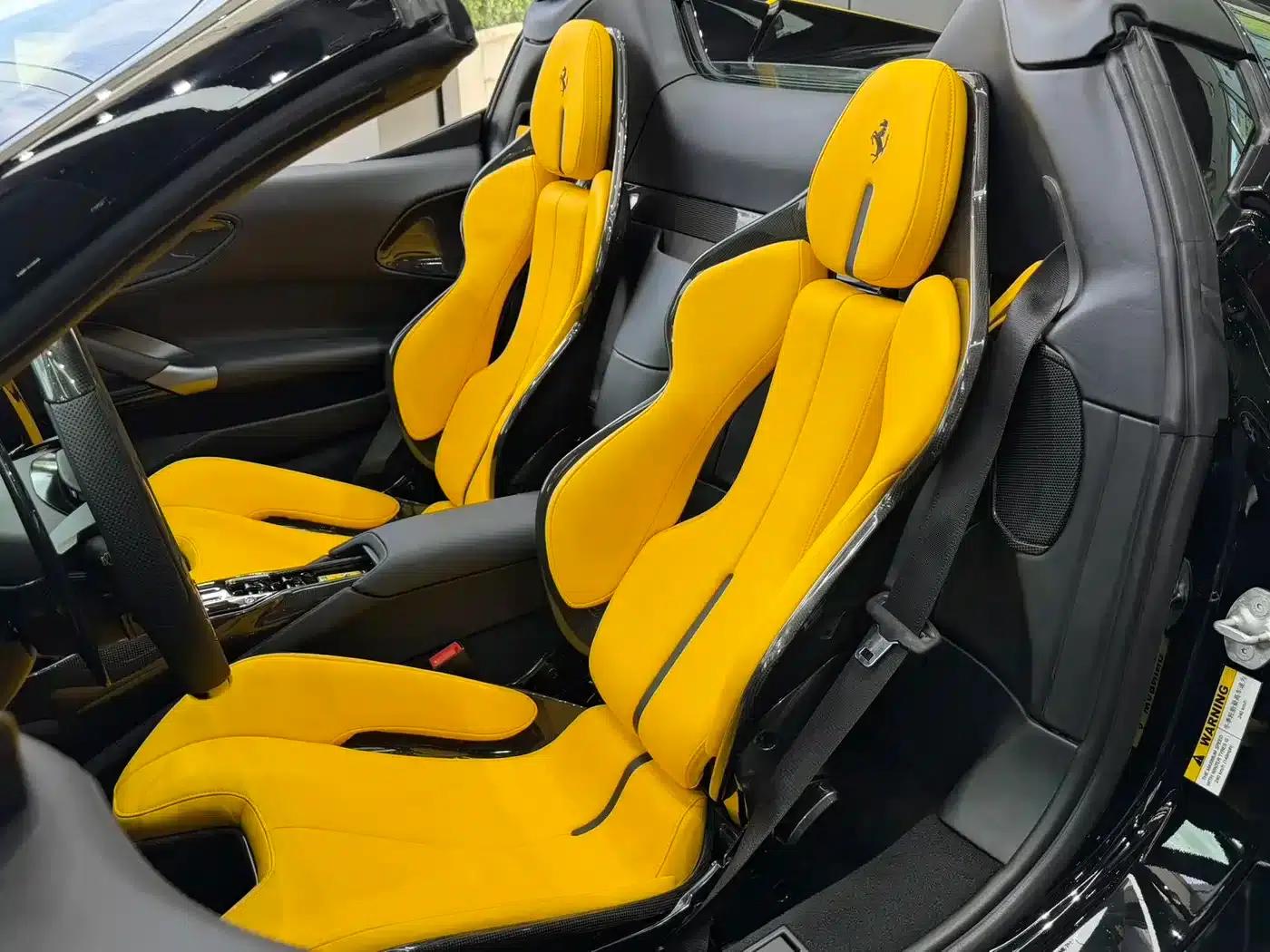 SF90 2021 3.9T V8 Spider — миниатюра 9