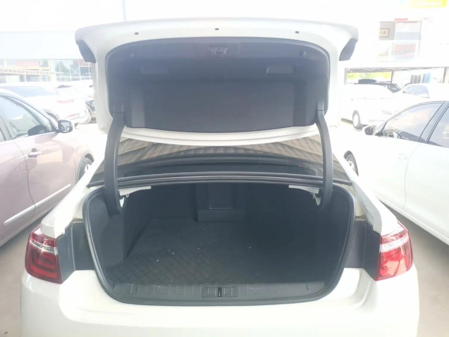Citroen C6 2021 400THP Comfort Edition — миниатюра 22