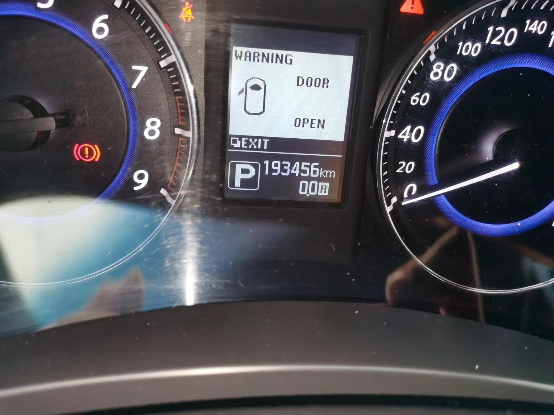 Infiniti QX70 2015 3.7L Shadow Edition — миниатюра 12