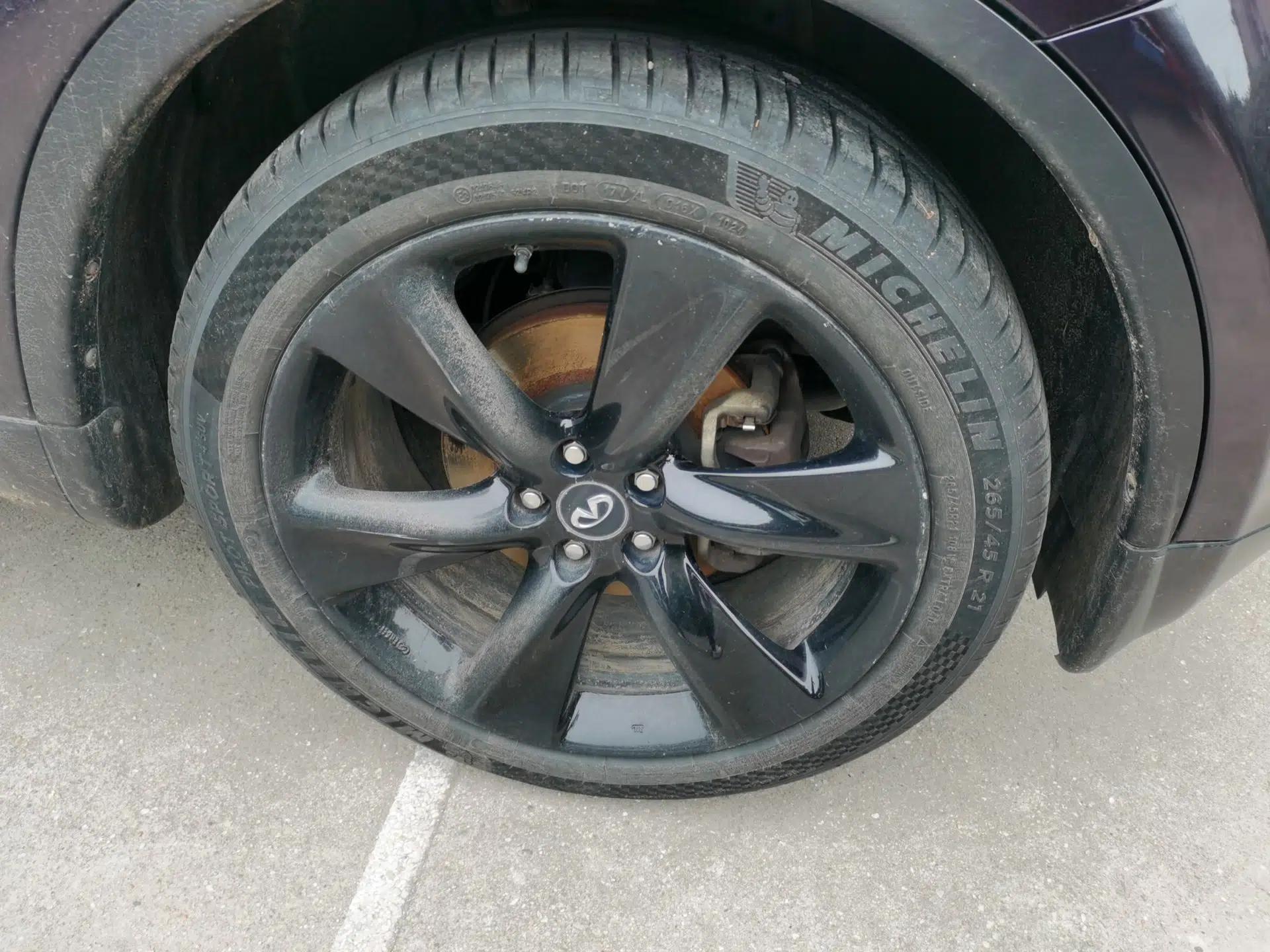 Infiniti QX70 2015 3.7L Shadow Edition — миниатюра 8