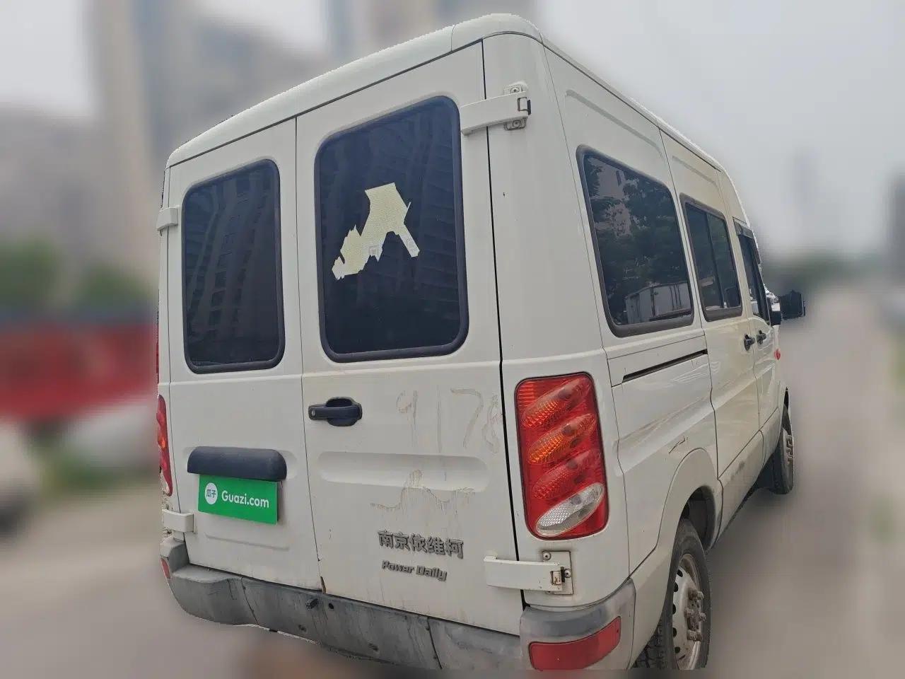 Iveco Power Daily 2013 2.8T-A32 Express Version — миниатюра 6