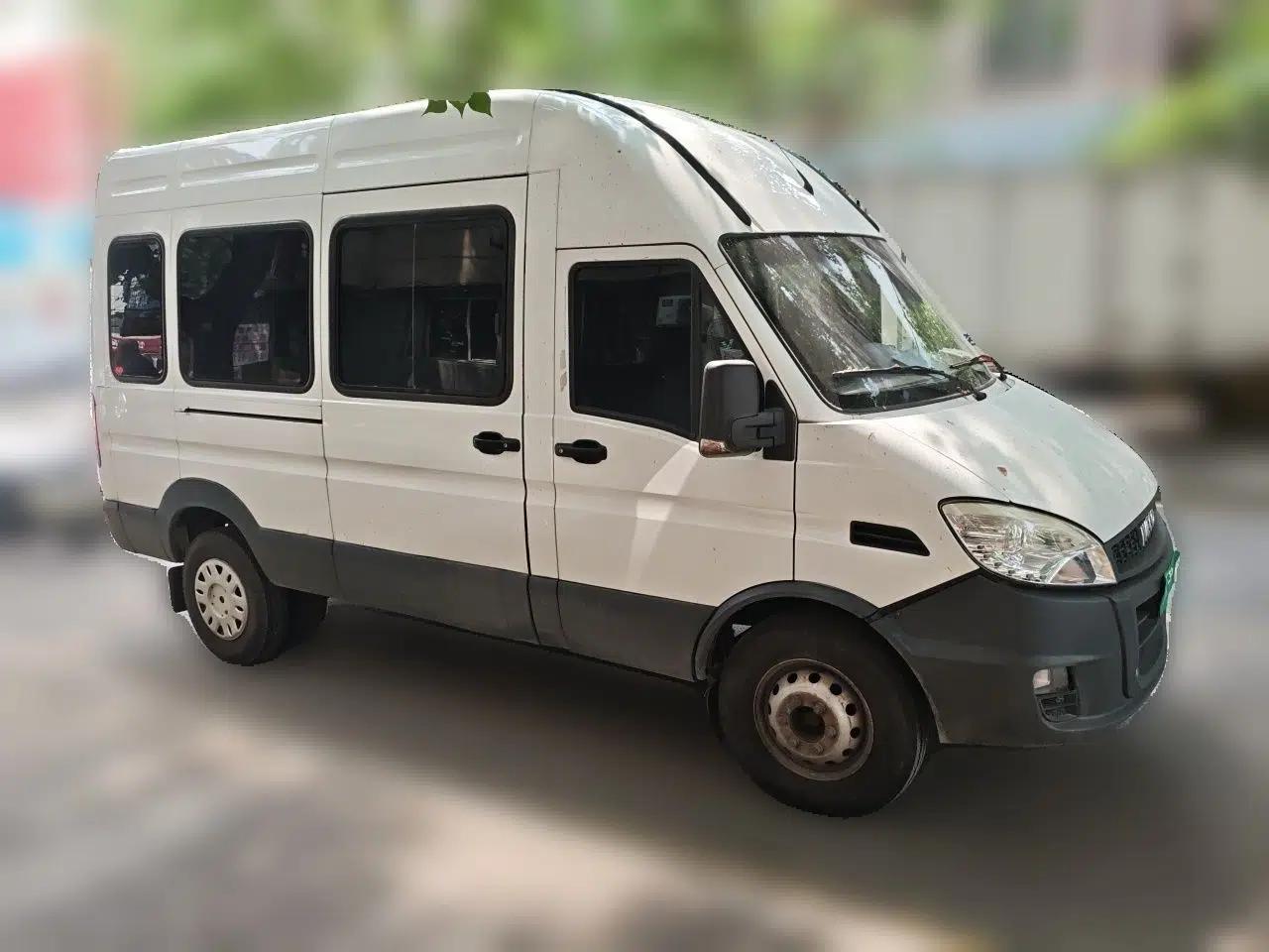 Iveco Power Daily 2017 2.5T Classic A37 High-Roof 7-Seater Passenger Van 47Z5 — миниатюра 3