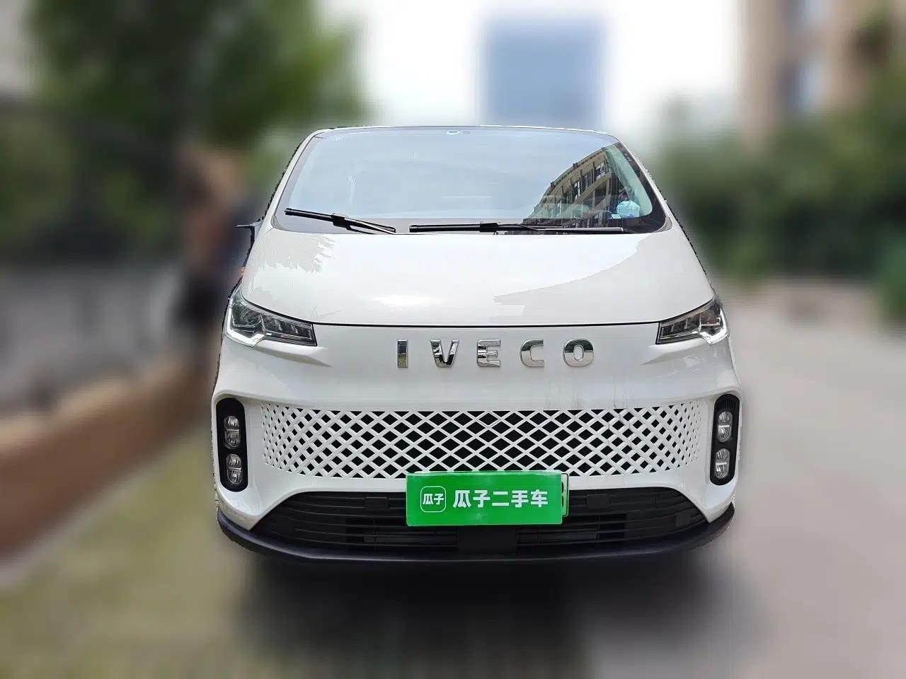 Iveco Fidato 2025 Multi-Purpose Passenger Vehicle 77 kWh Standard Wheelbase Low Roof 5-9 Seats — миниатюра 2