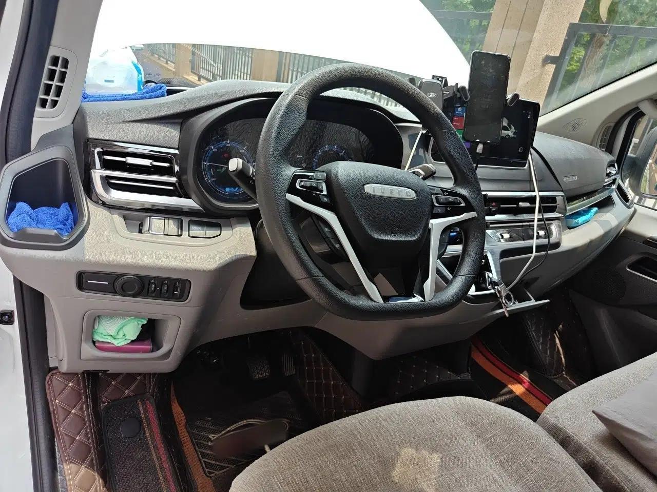 Iveco Fidato 2025 Multi-Purpose Passenger Vehicle 77 kWh Standard Wheelbase Low Roof 5-9 Seats — миниатюра 9