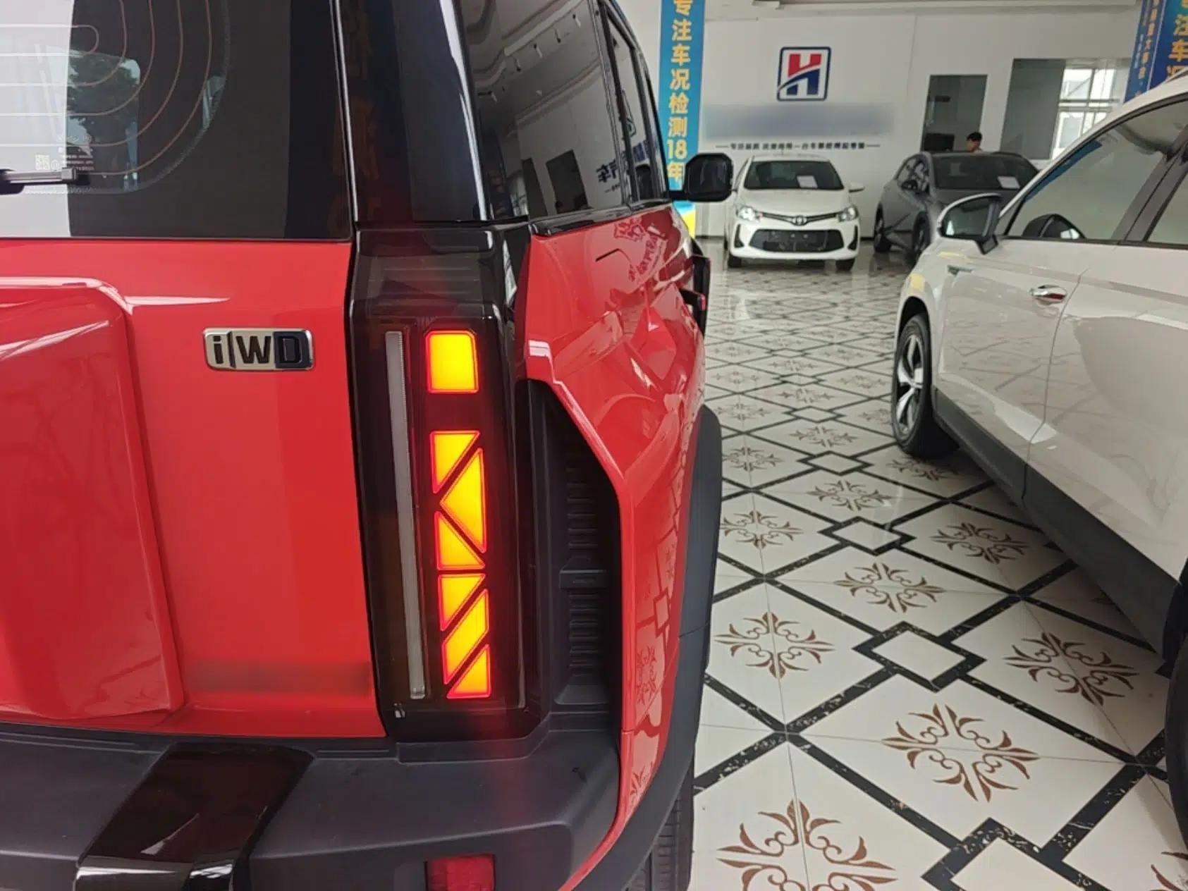 Chery Fengyun Fulwin X3 Plus 2025 Model 501 Four-Wheel Drive Smart Leading Edition — миниатюра 9