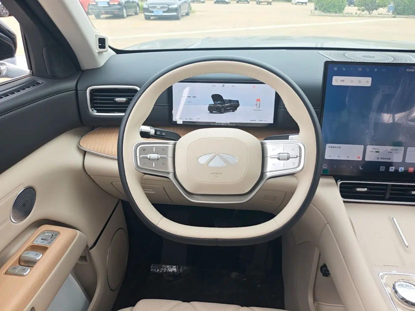 Chery Fengyun T11 2026 Model 220 All-Wheel Drive Family Fun Edition — миниатюра 13