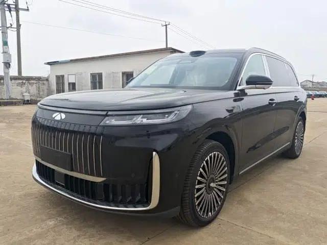 Chery Fengyun T11 2026 Model 220 All-Wheel Drive Family Fun Edition