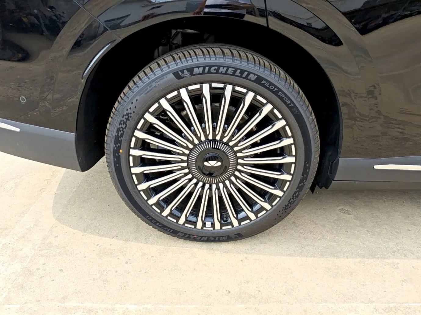 Chery Fengyun T11 2026 Model 220 All-Wheel Drive Family Fun Edition — миниатюра 11