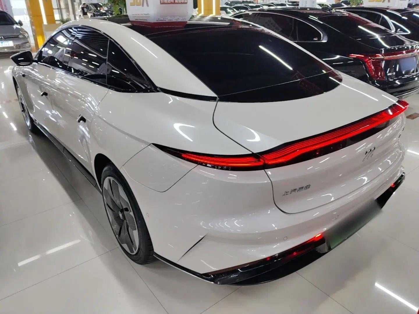 IM L7 2022 Dynamic Model — миниатюра 4