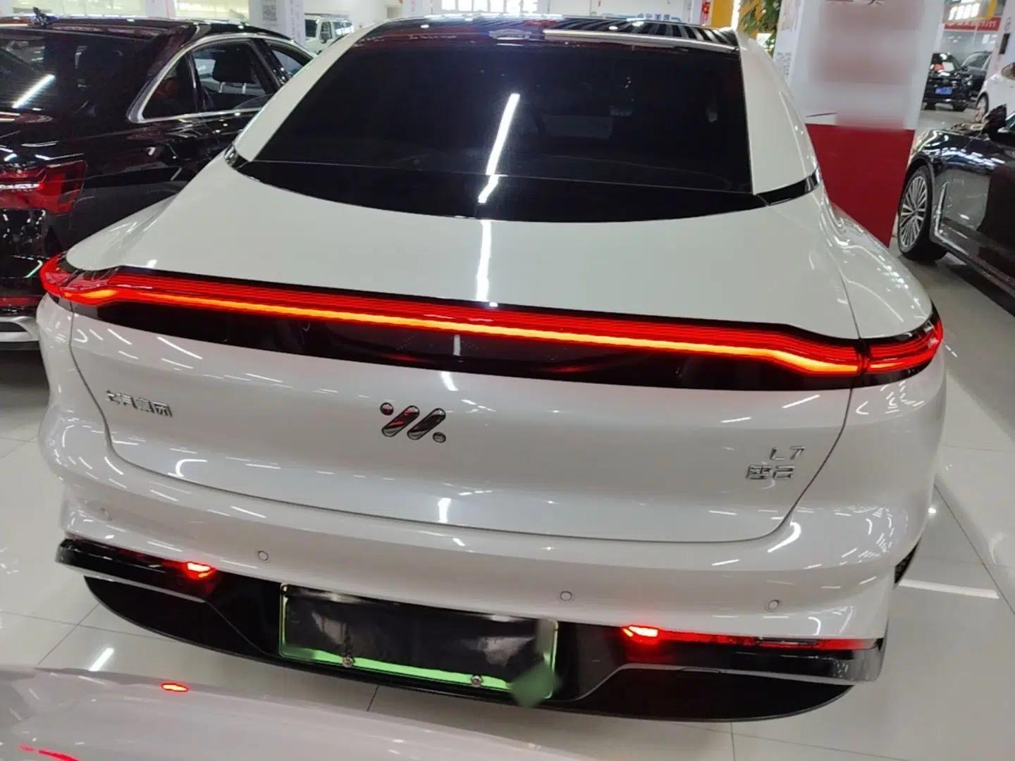 IM L7 2022 Dynamic Model — миниатюра 5
