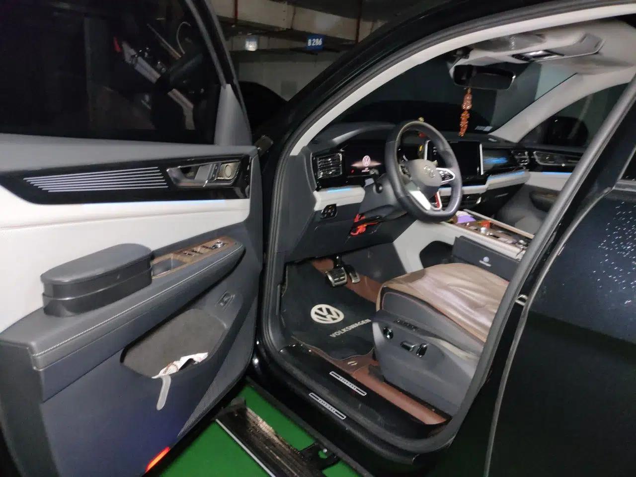 Volkswagen Teramont X 2024 380TSI All-Wheel Drive Longyao Edition — миниатюра 16