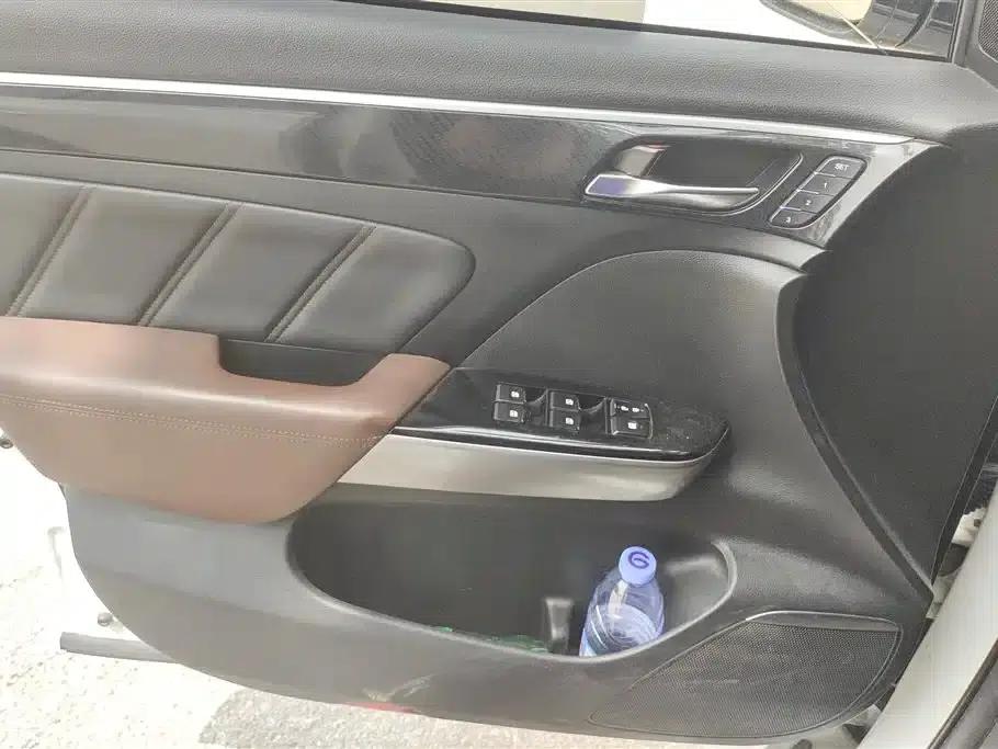 Trumpchi GS7 2017 320T 2WD Luxury Intelligent Connectivity Edition — миниатюра 7