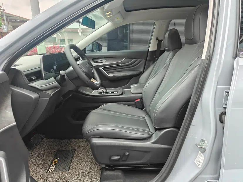 Venucia V 2023 260T Idol Edition Pro — миниатюра 40