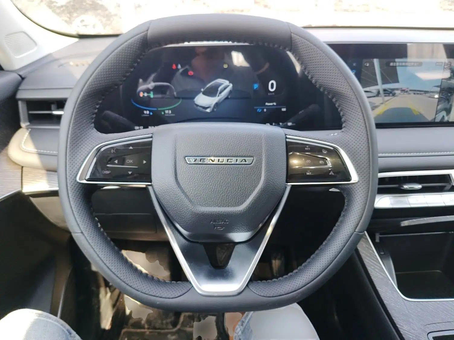 Venucia V DD-i 2023 110km iT Version — миниатюра 13