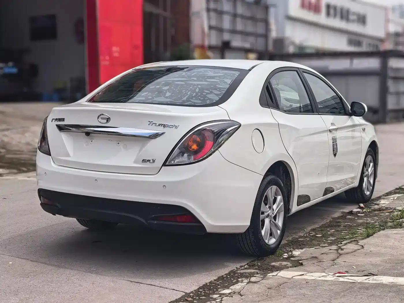 Trumpchi GA3 2013 1.6L Automatic Luxury ESP Edition — миниатюра 17