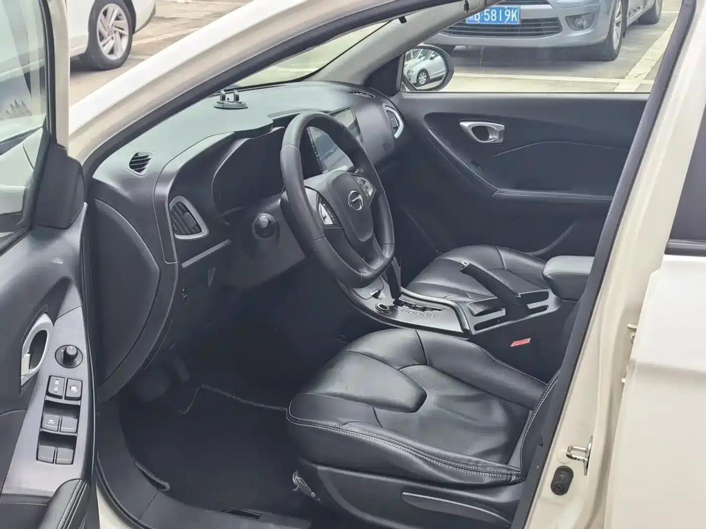 Trumpchi GA3 2013 1.6L Automatic Luxury ESP Edition — миниатюра 5