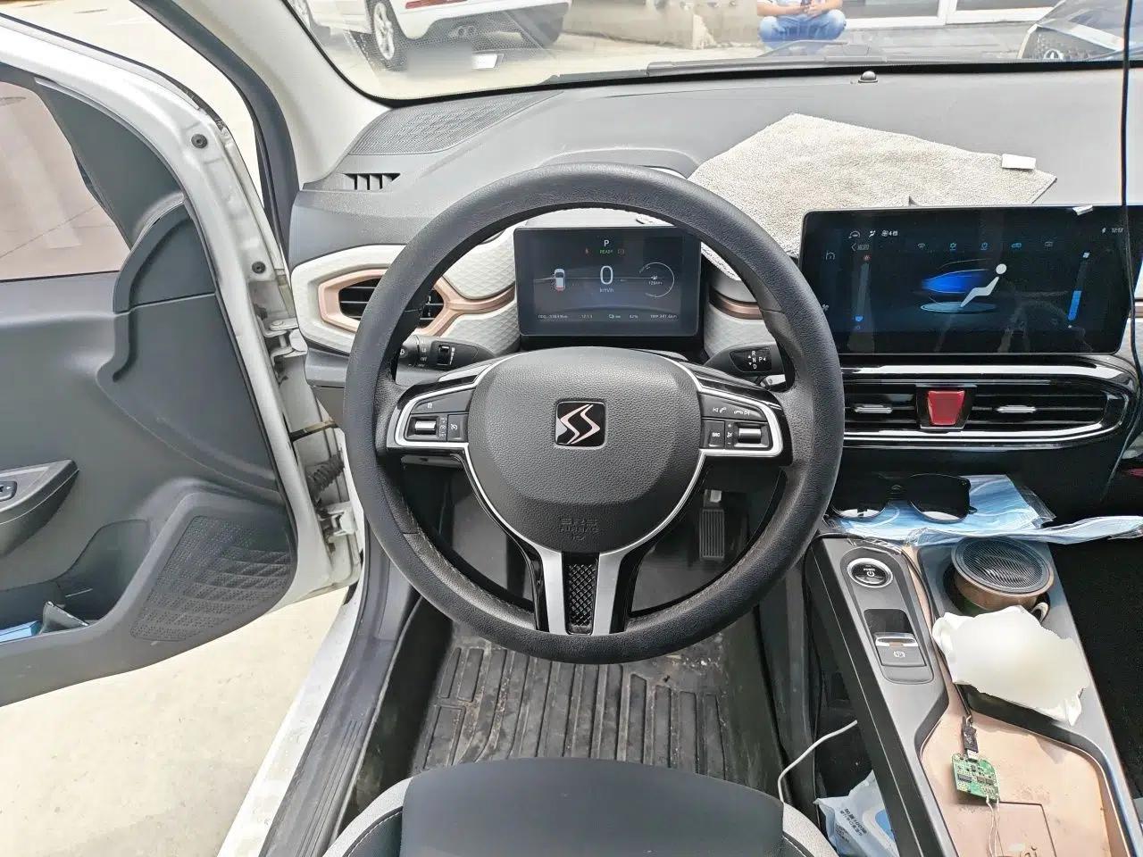 SOL E10X 2021 302 km Range Fashion Edition 31.4 kWh — миниатюра 10