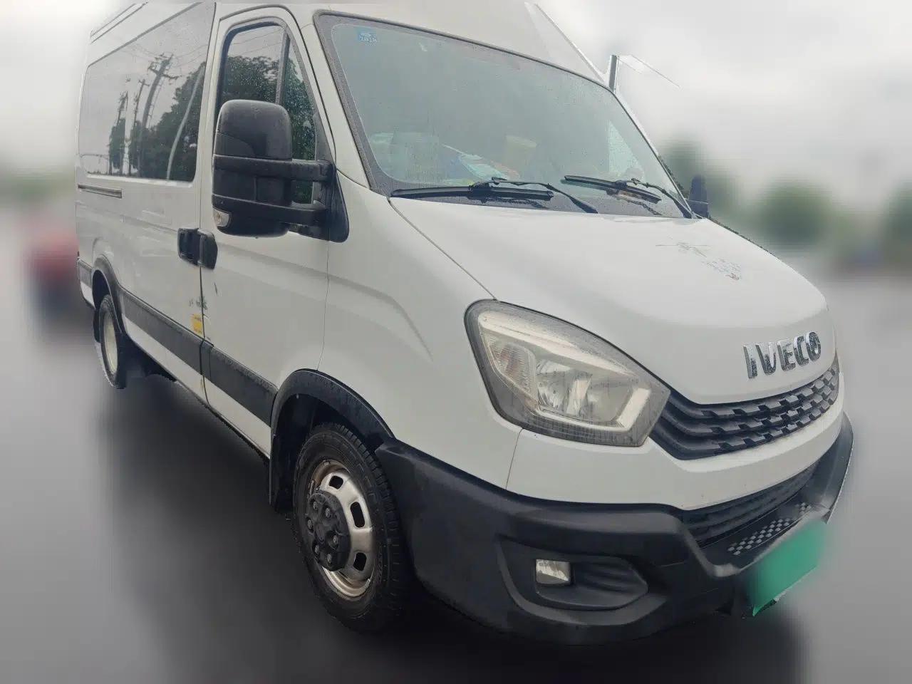 Iveco Eurocargo 2021 2.0T Manual Super Rui Long Wheelbase Short Overhang High Roof Side-Sliding Door F1A — миниатюра 3