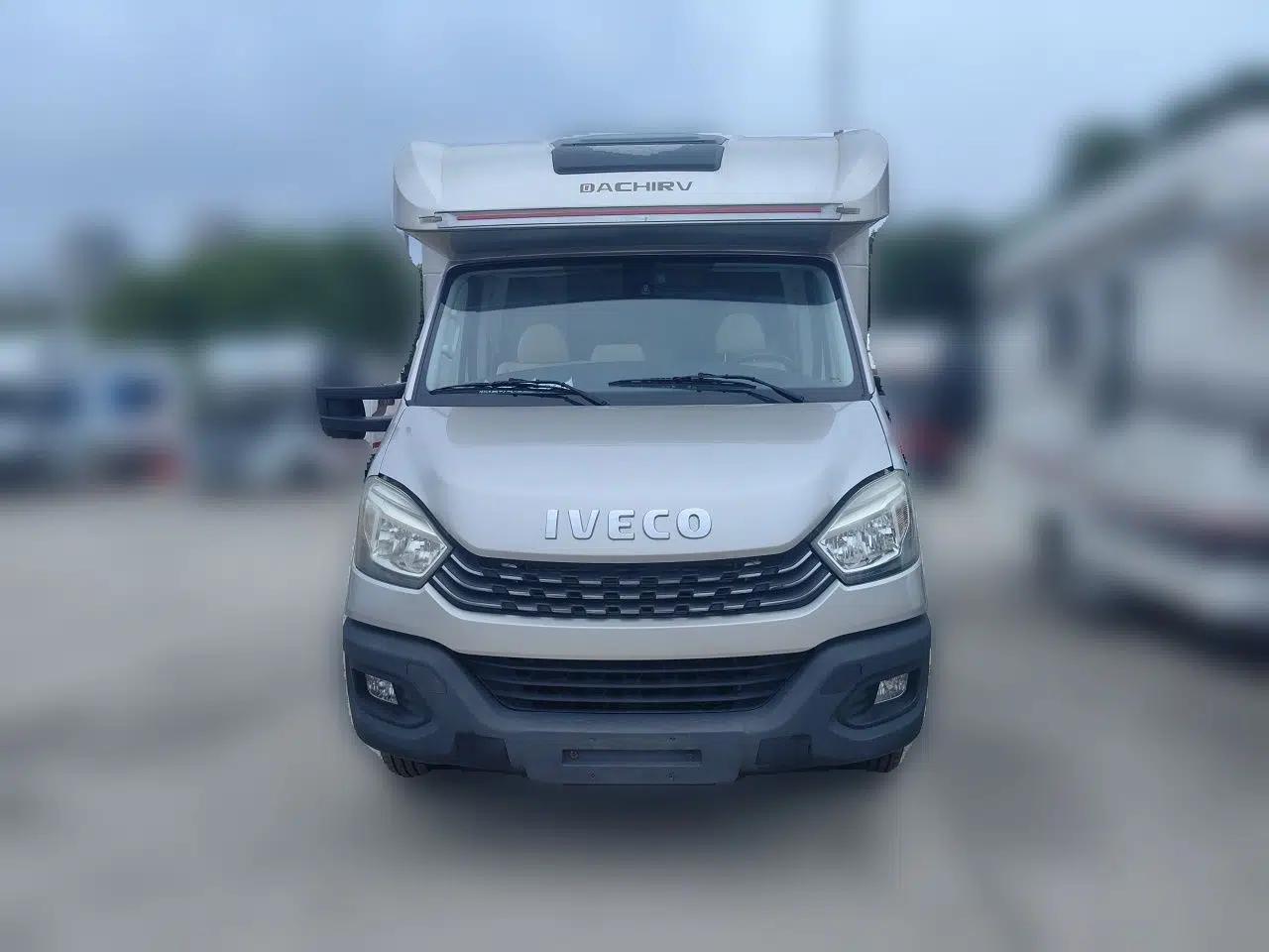 Iveco Eurocargo 2021 3.0T Automatic Professional Chassis 4.5-Ton Long-Wheelbase Double-Cab Chassis F1C — миниатюра 2