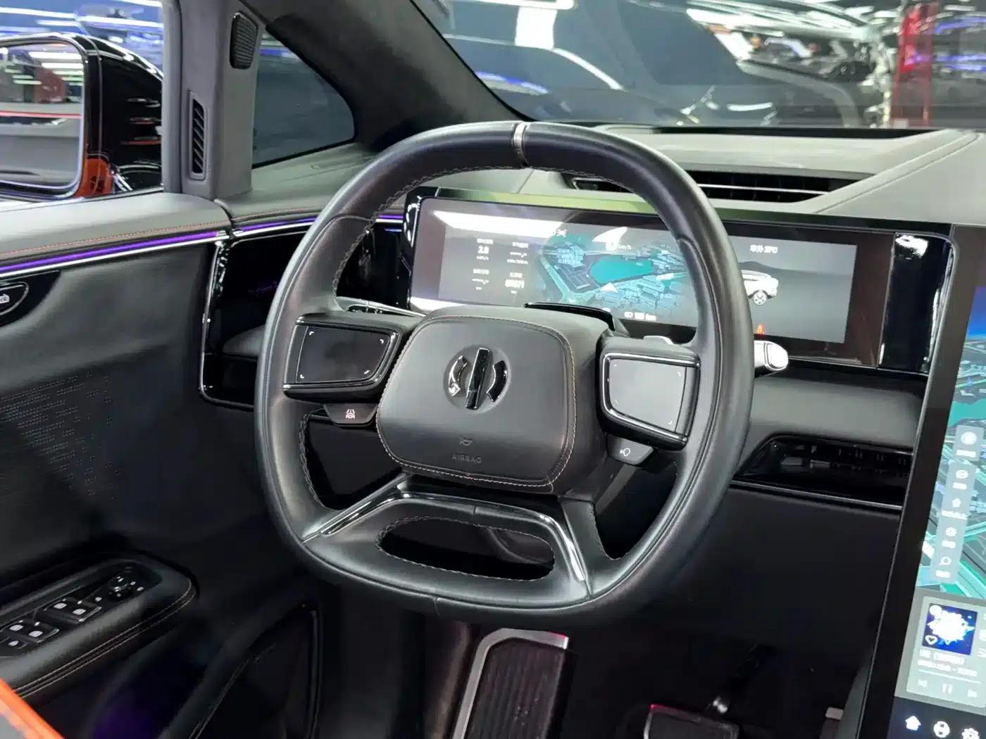 HiPhi X 2021 Founder Edition 6-seater — миниатюра 19