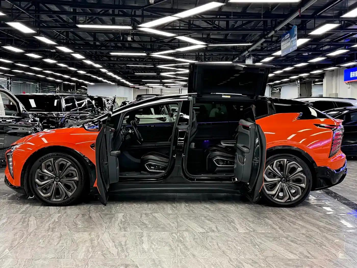 HiPhi X 2021 Founder Edition 6-seater — миниатюра 9