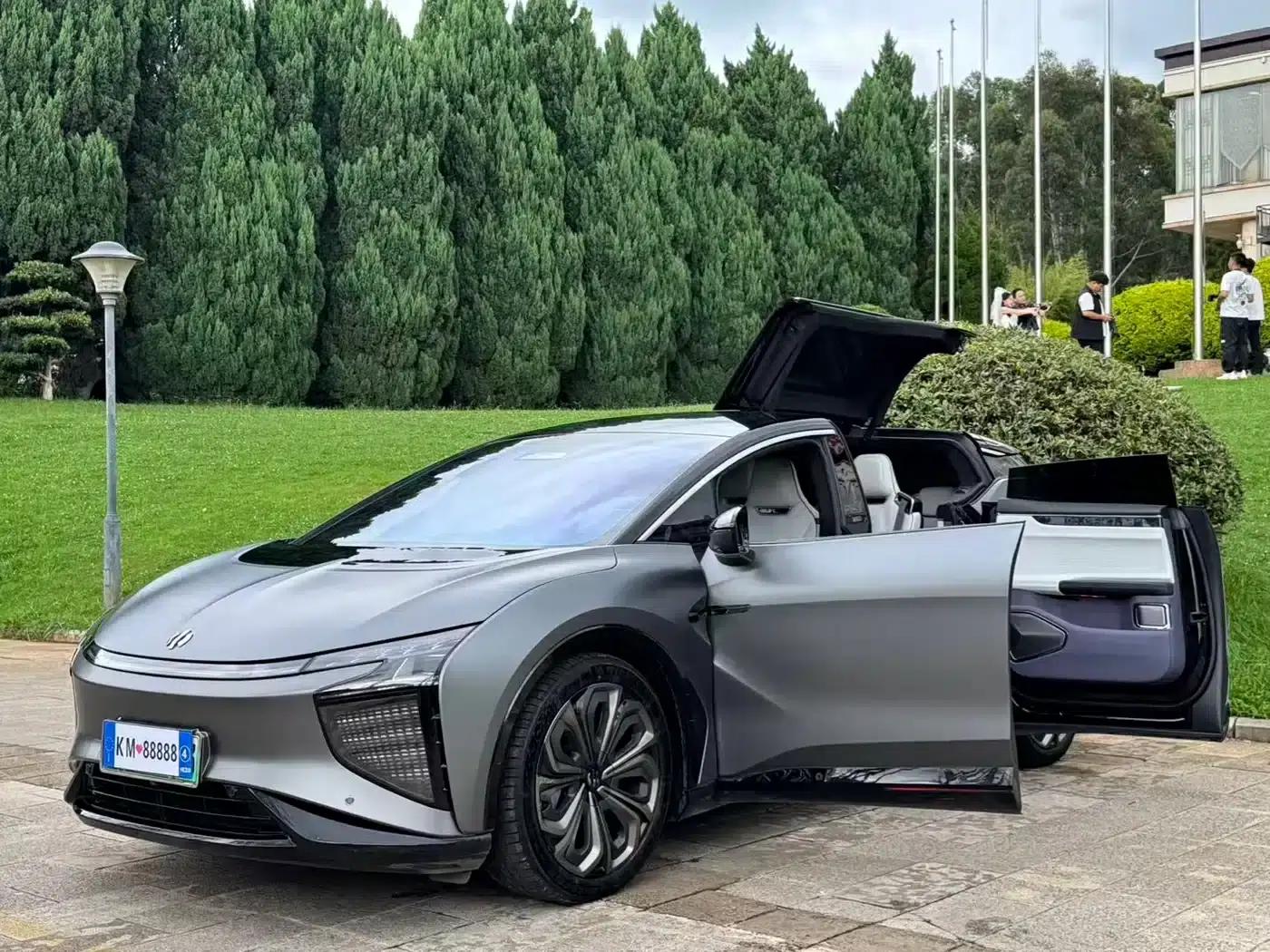 HiPhi X 2021 Flagship Edition 6-seater — миниатюра 11