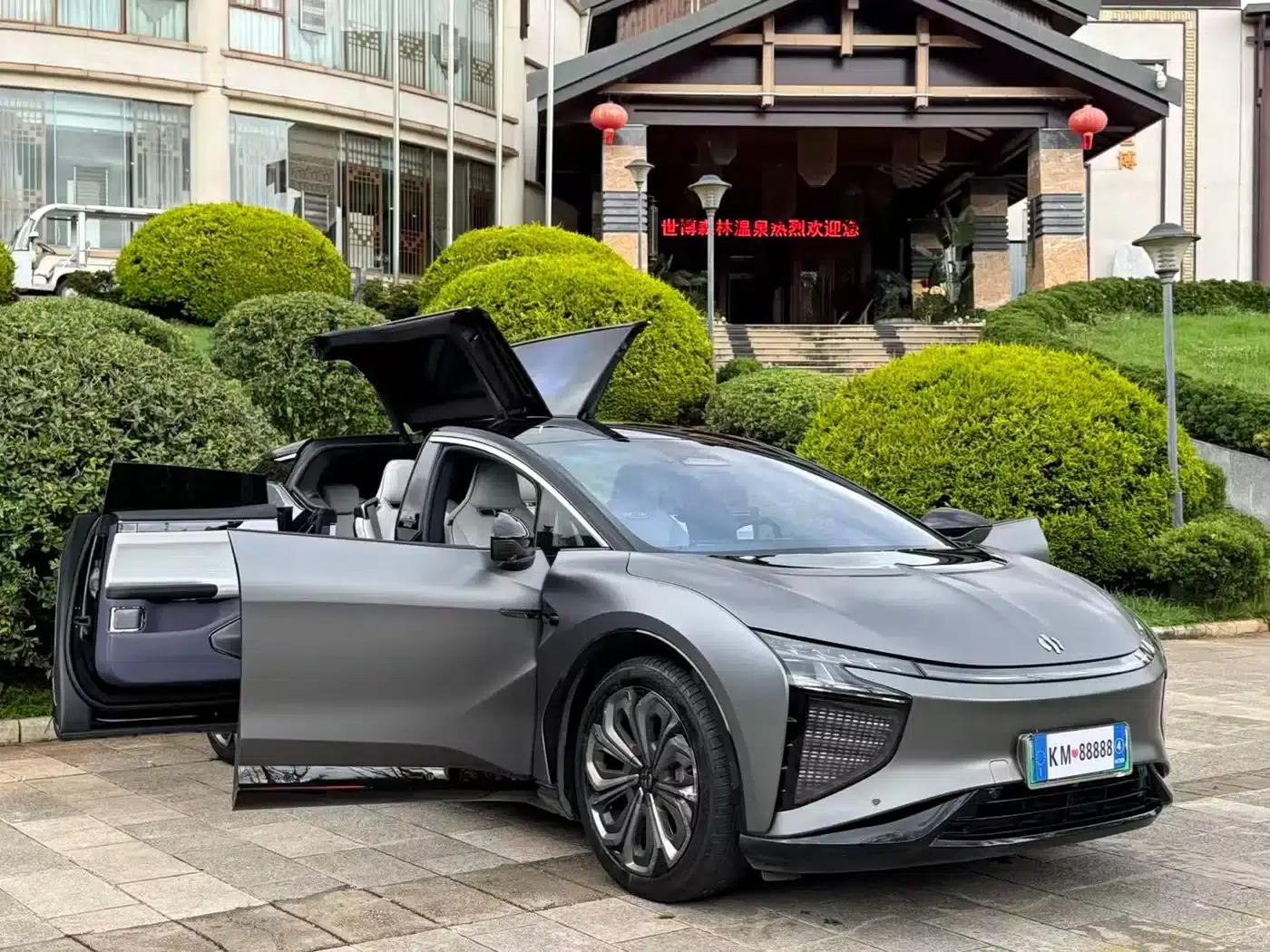 HiPhi X 2021 Flagship Edition 6-seater — миниатюра 13