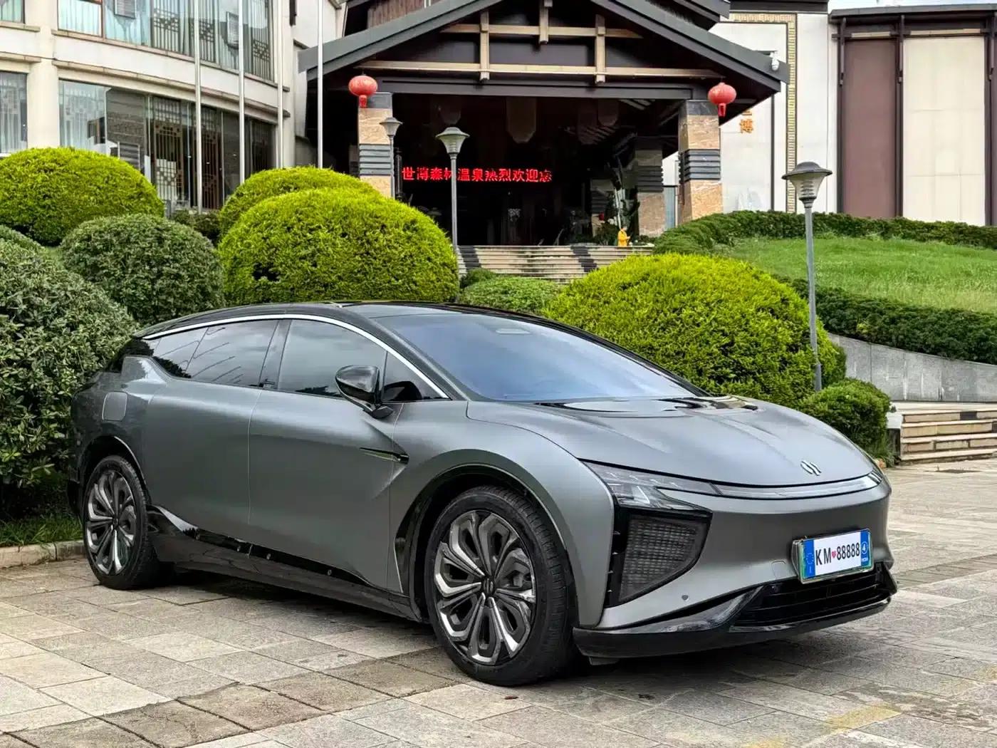 HiPhi X 2021 Flagship Edition 6-seater — миниатюра 3