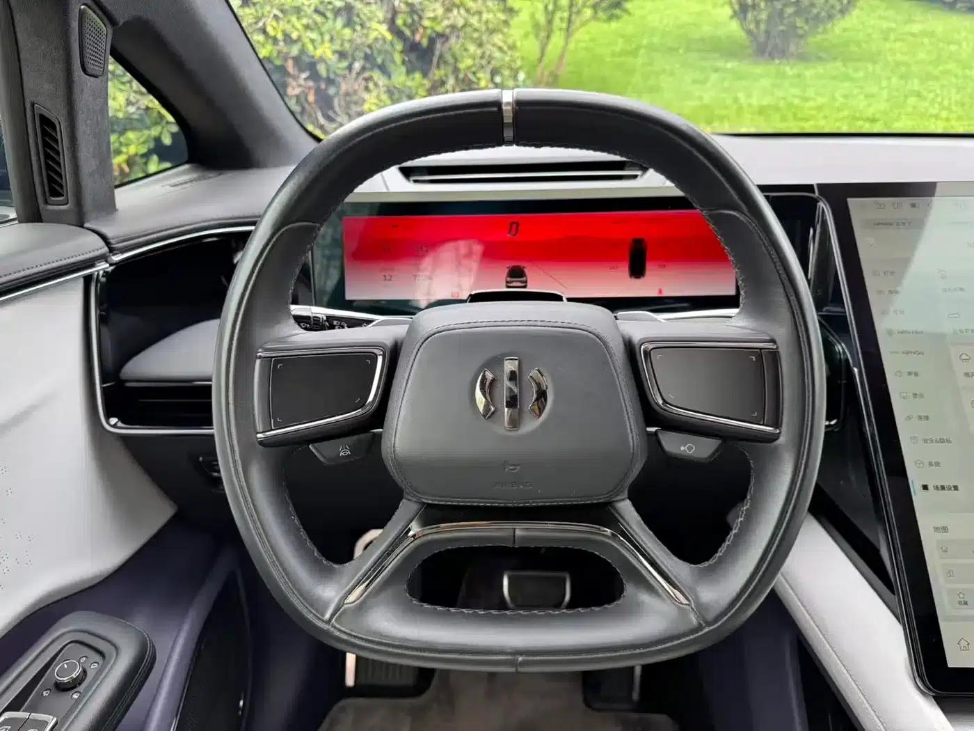 HiPhi X 2021 Flagship Edition 6-seater — миниатюра 31