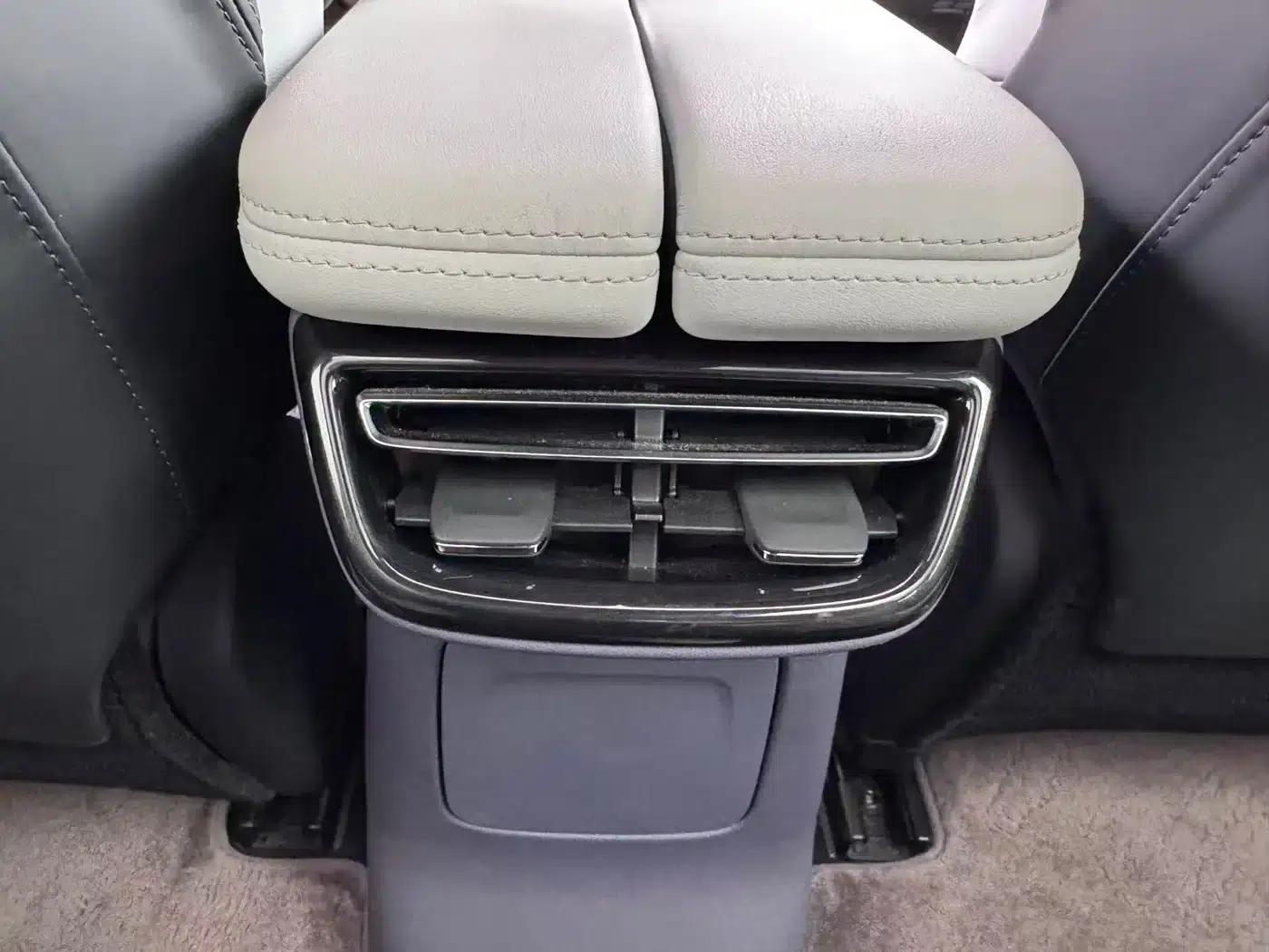 HiPhi X 2021 Flagship Edition 6-seater — миниатюра 32