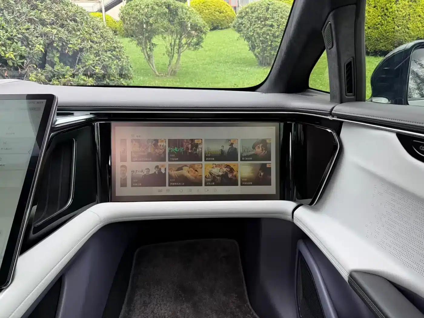 HiPhi X 2021 Flagship Edition 6-seater — миниатюра 34