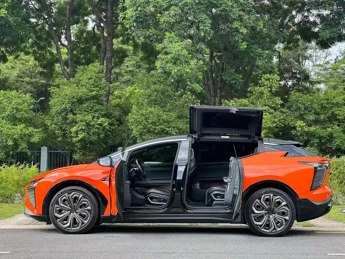 HiPhi X 2021 Founder Edition 6-seater — миниатюра 4