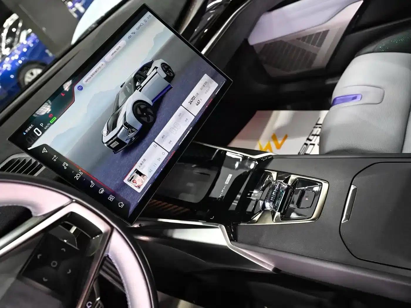 HiPhi Z 2023 Five-Seat Version — миниатюра 11