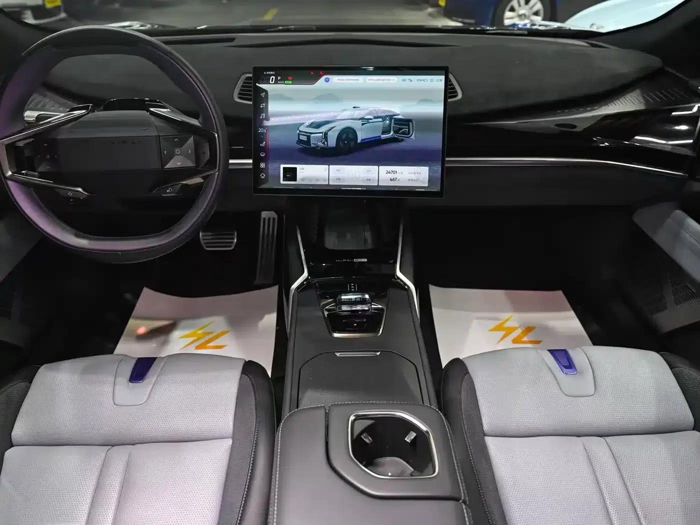 HiPhi Z 2023 Five-Seat Version — миниатюра 13