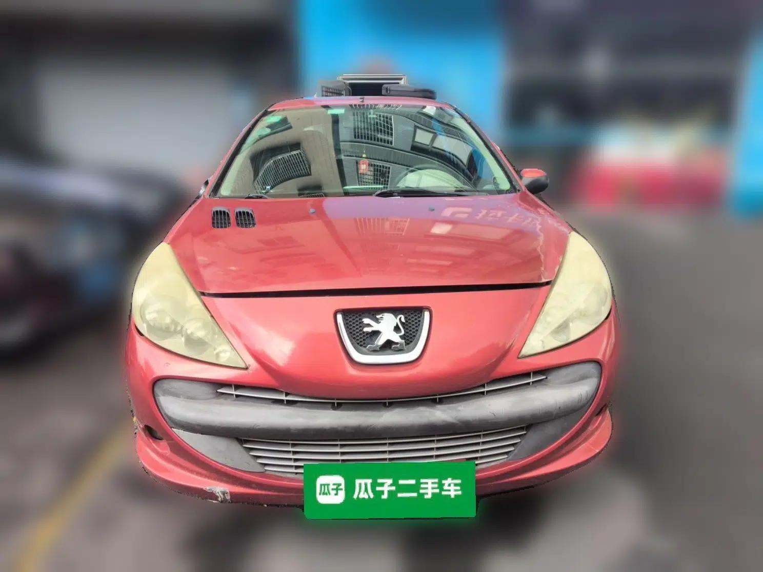 Peugeot 207 2010 Hatchback 1.6L Automatic Yule Edition — миниатюра 2