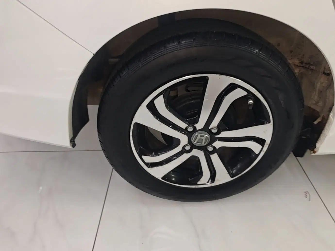 Honda Gienia 2017 1.5L CVT Comfort Version — миниатюра 11