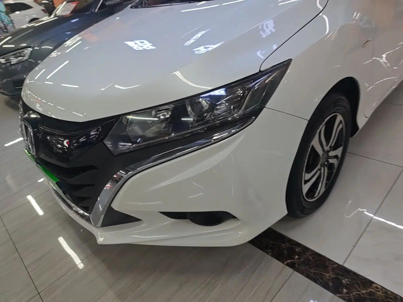 Honda Gienia 2017 1.5L CVT Comfort Version — миниатюра 8