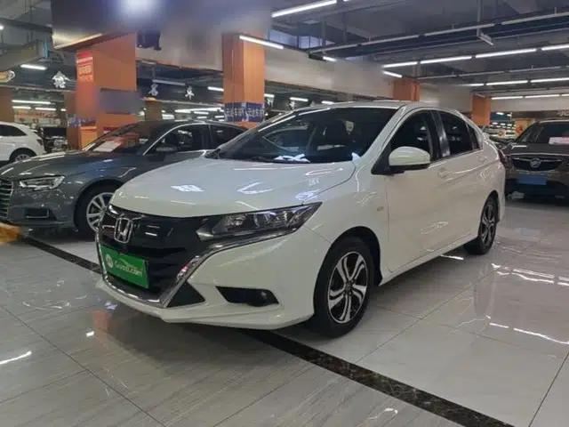 Honda Gienia 2017 1.5L CVT Comfort Version