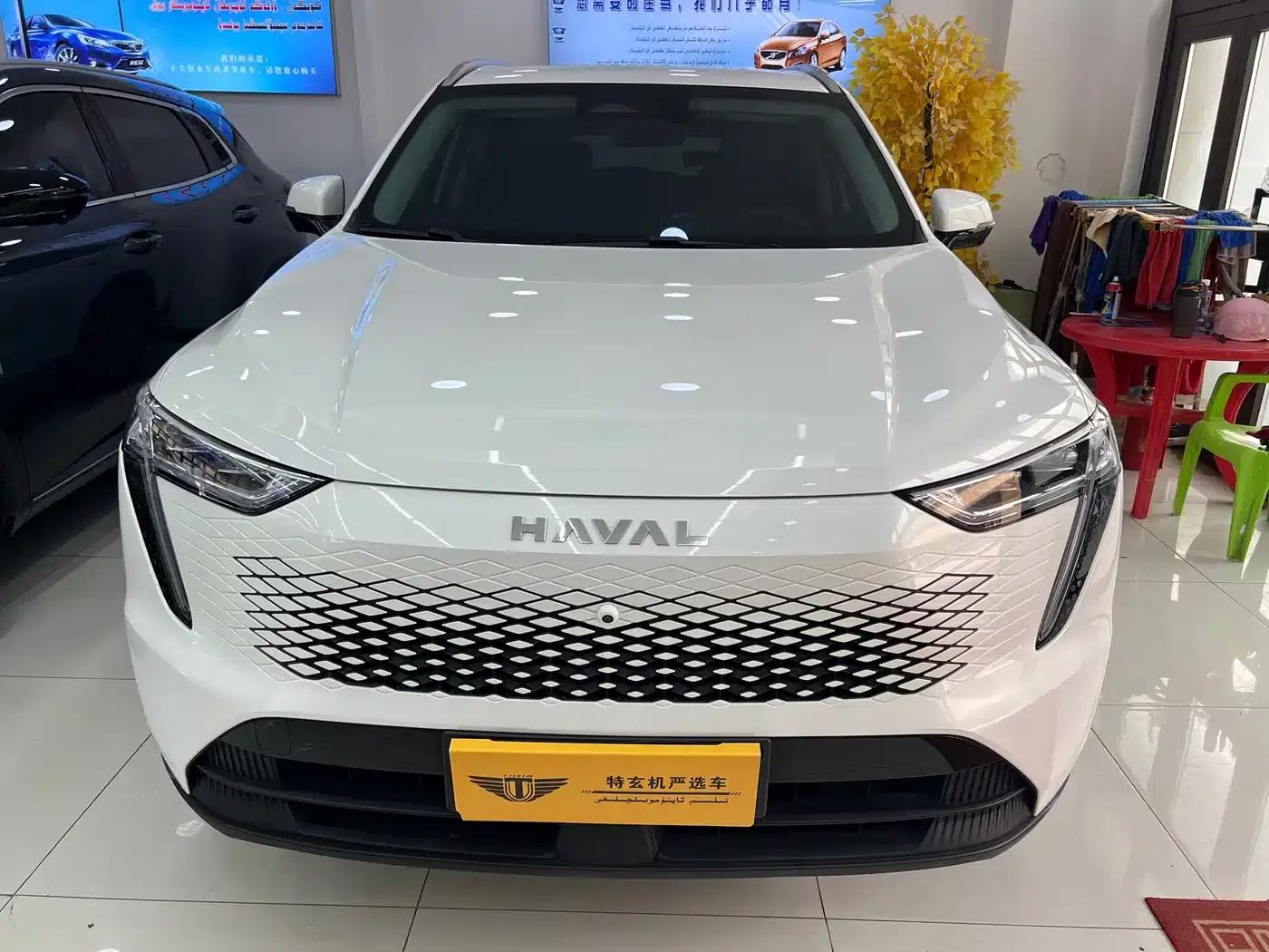 Haval Xiaolong MAX 2023 1.5L Hi4 105 4WD Navigator Edition — миниатюра 2
