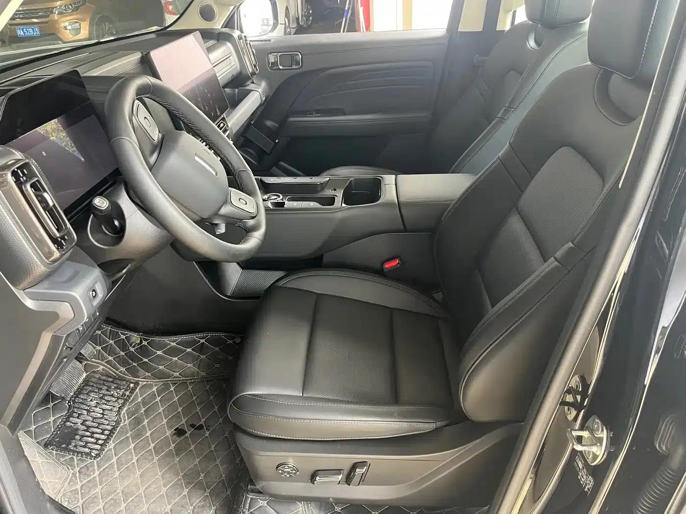 Haval Raptor 2025 Fuel-Powered 2.0T 4WD Ultra — миниатюра 11