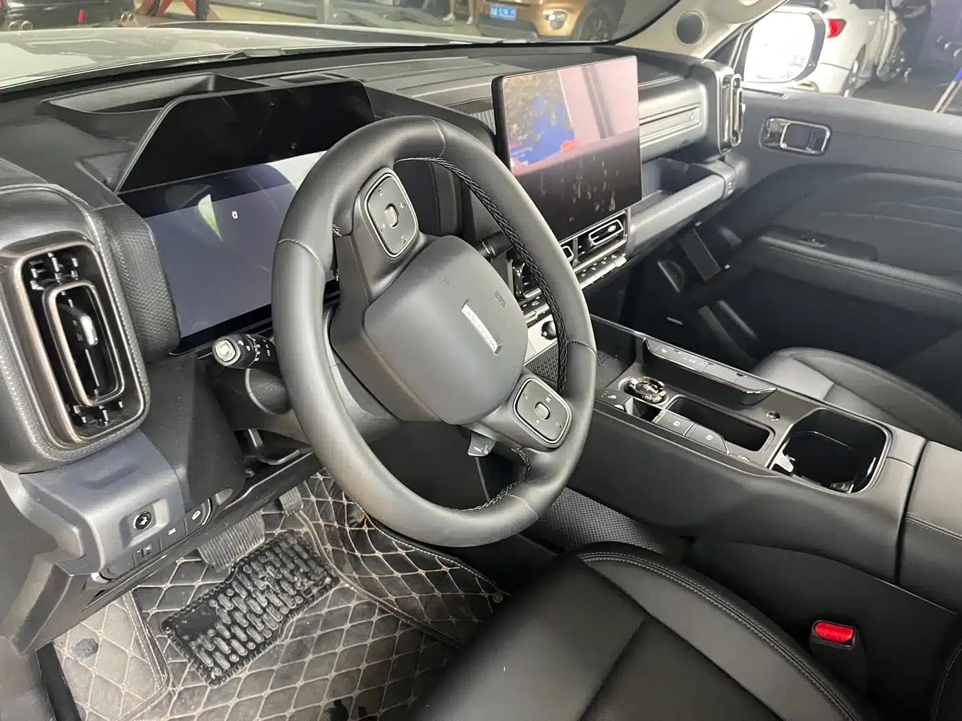 Haval Raptor 2025 Fuel-Powered 2.0T 4WD Ultra — миниатюра 13
